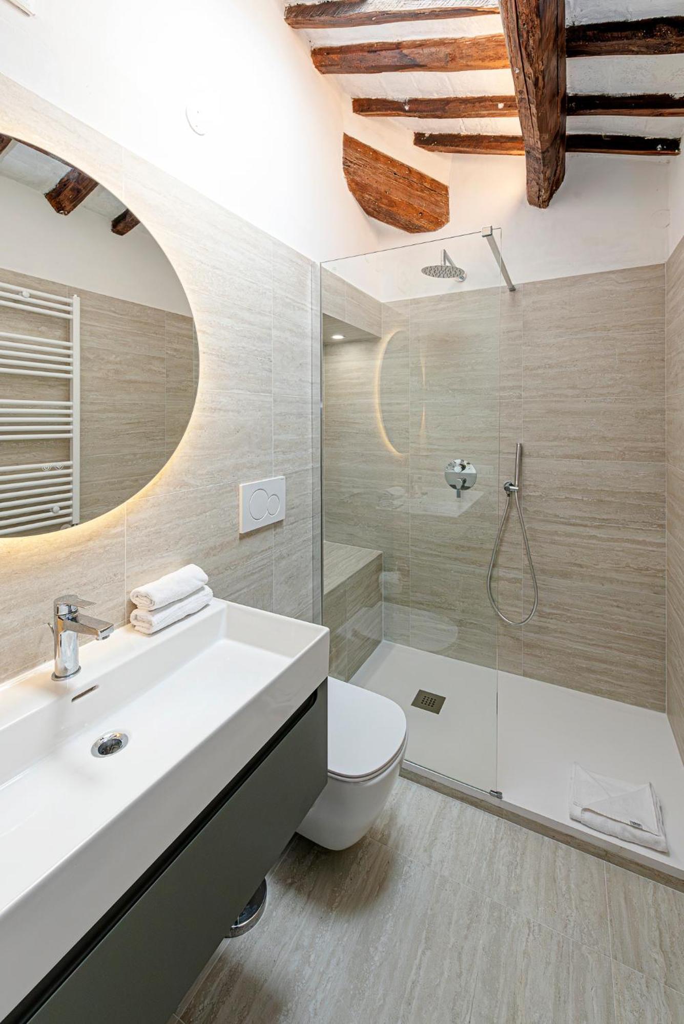Luxury Pantheon Apartamento